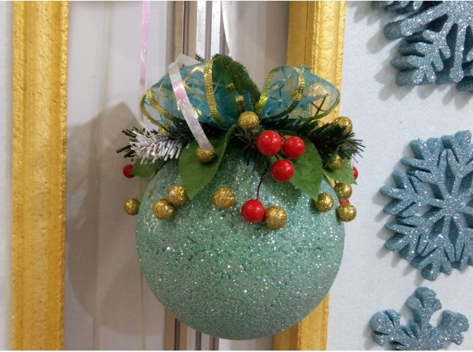 Новогодний шар с декором "Мятный приятный" Ø12 см (1шт)