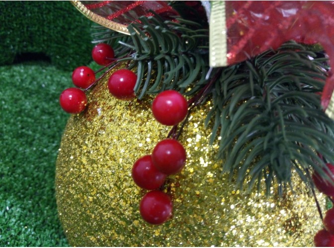 Новогодний шар с декором "Золотая традиция" Ø15 см (1шт)