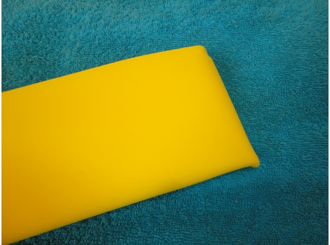 Фоамиран 05 желтый 0,8мм/60см х70см (1лист)