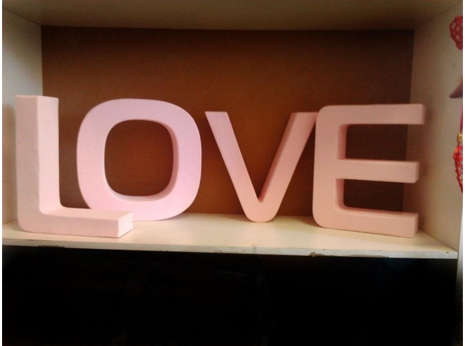 Буквы из пенопласта "LOVE" h30см (1 комплект)