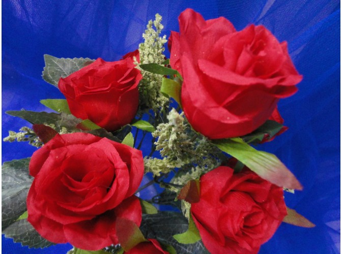 Букет "Розы с кашкой"/красный h30cм, 9 гол (1шт)